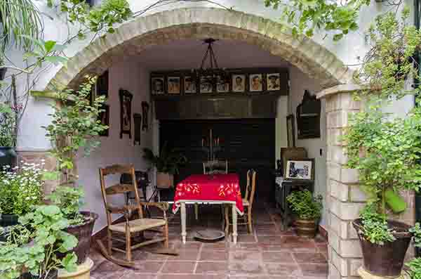 Córdoba 171 - barrio san Basilio - Patios del Alcazar Viejo - calle Duartas 2.jpg